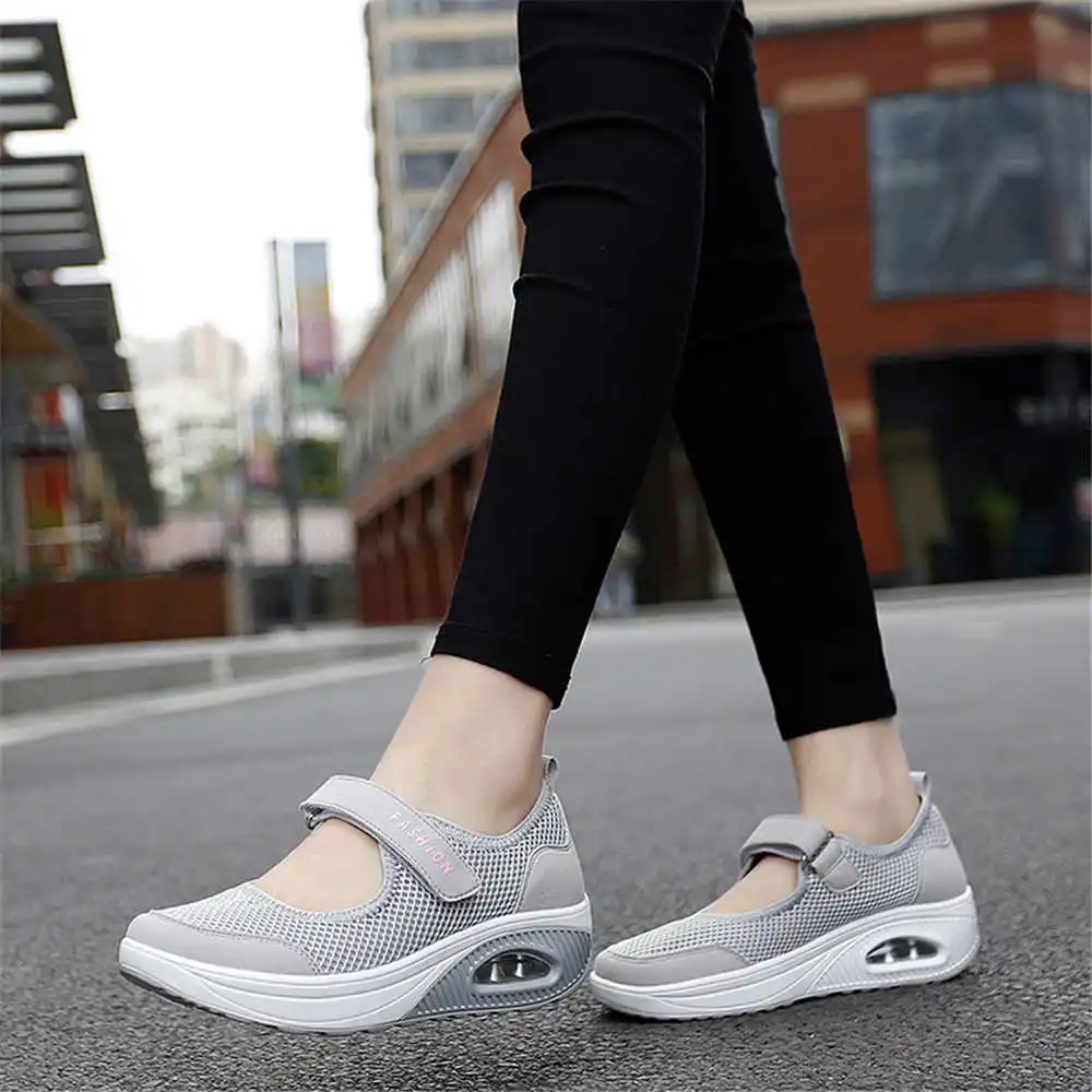 Women Accessories Brand Name Ideas - 36-41 Demi-Seasonรองเท้าผ้าใบสีเดินสเก็ตตะกร้ารองเท้าสําหรับชายกีฬาHigh-Techรองเท้าผ้าใบ 2025new Bityการฝึกอบรม